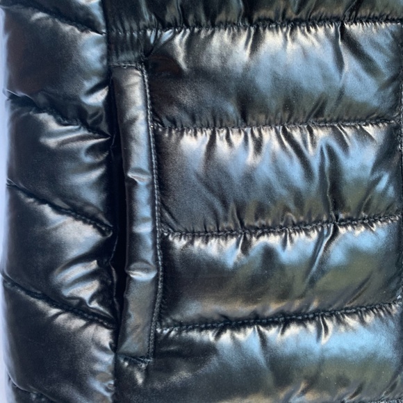 Slick Black quilted Puffer VEST NWT - Picture 2 of 7